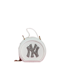 Load image into Gallery viewer, City Girl