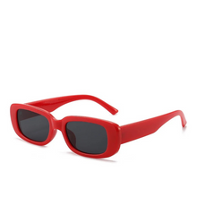 Load image into Gallery viewer, Big Retro Chic
